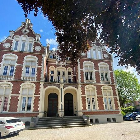 Krisko Parking Prive Et Clos Armentieres Ngoại thất bức ảnh